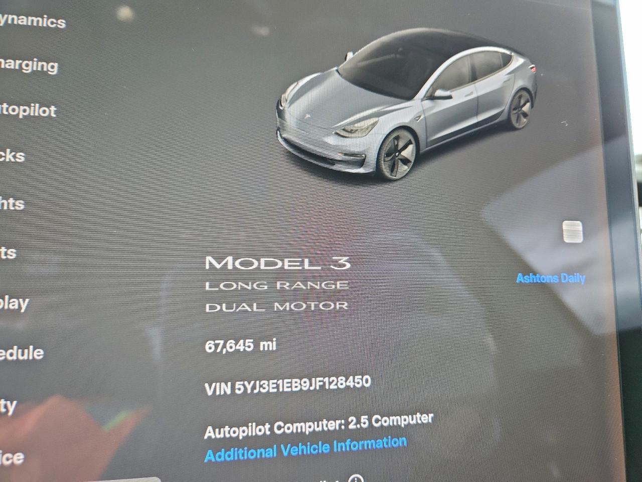 Tesla Model 3 Image 4