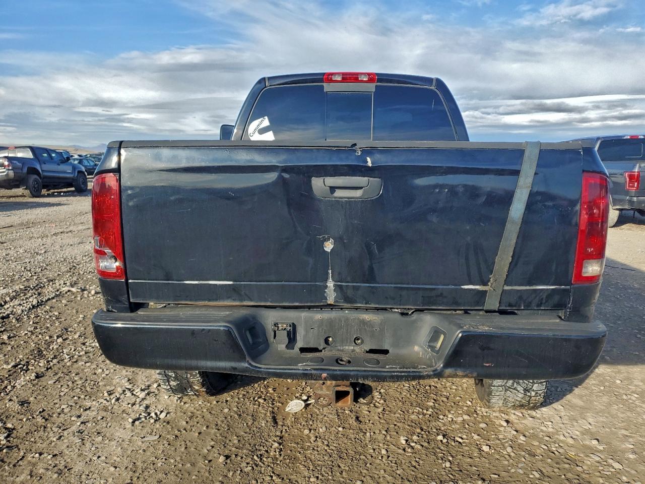 Dodge Ram 3500 St Image 4