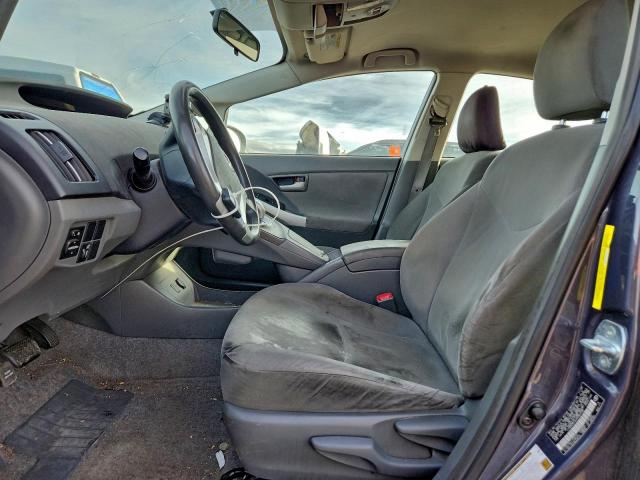 Toyota Prius Image 8