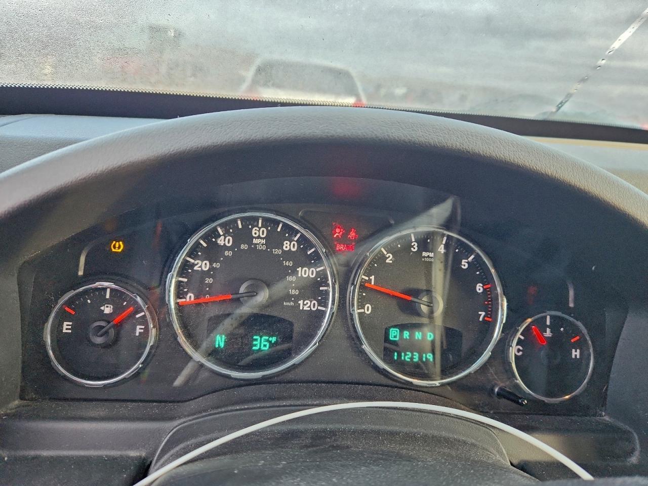 Jeep Liberty Sport Image 9