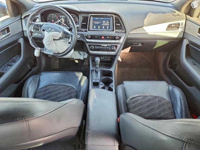 Hyundai SONATA Sport Image 8