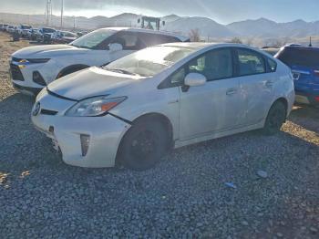  Salvage Toyota Prius