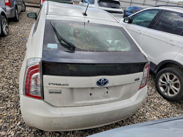 Toyota Prius Image 12