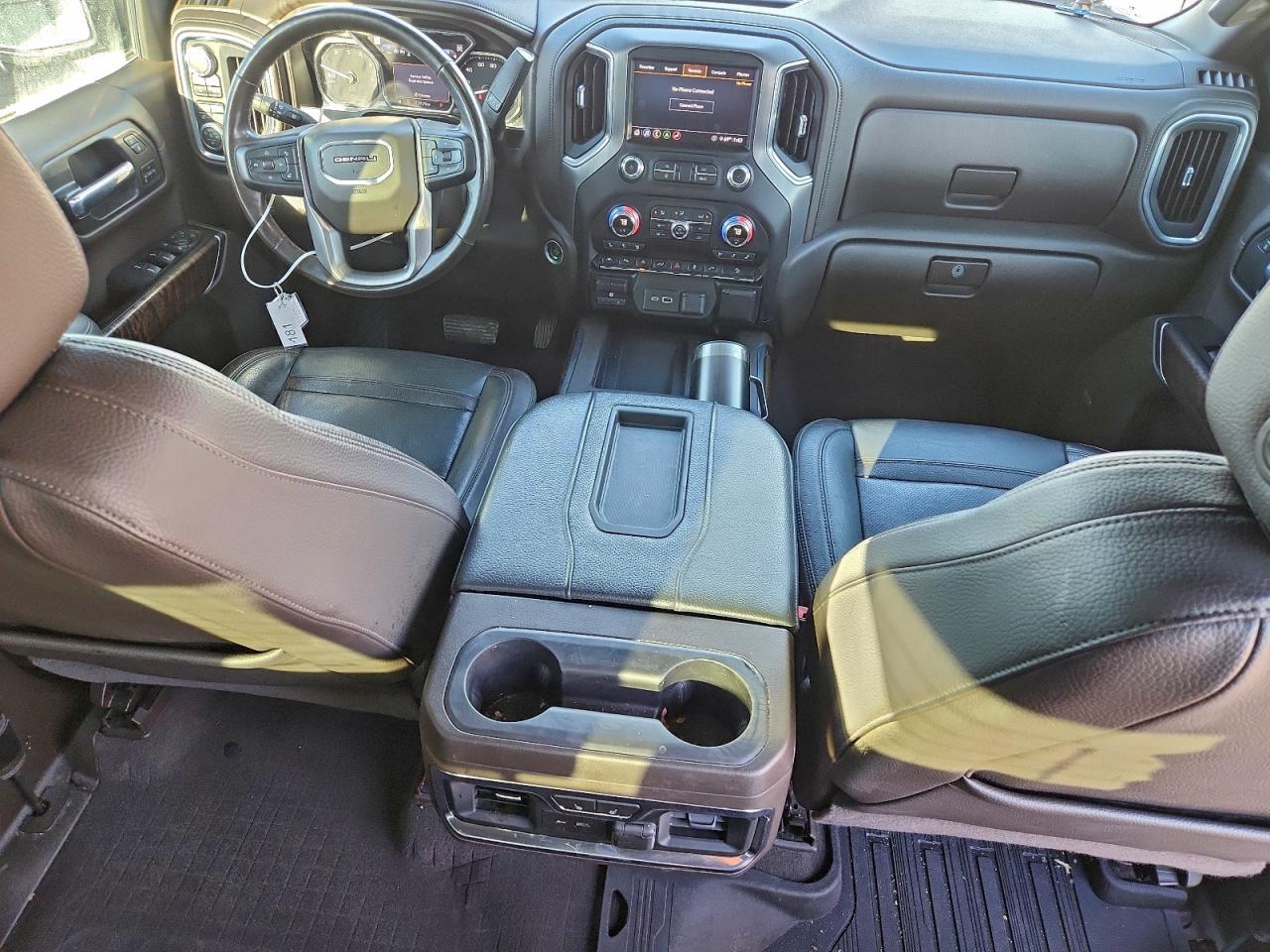 GMC Sierra K1500 Denali Image 6