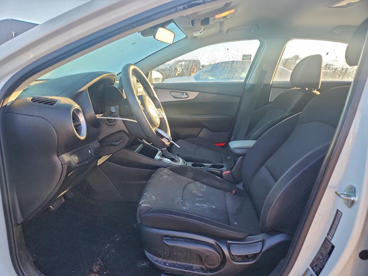 Kia Forte Lx Image 9