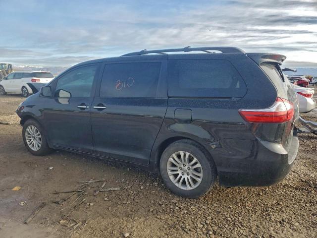 Toyota Sienna Xle Image 11