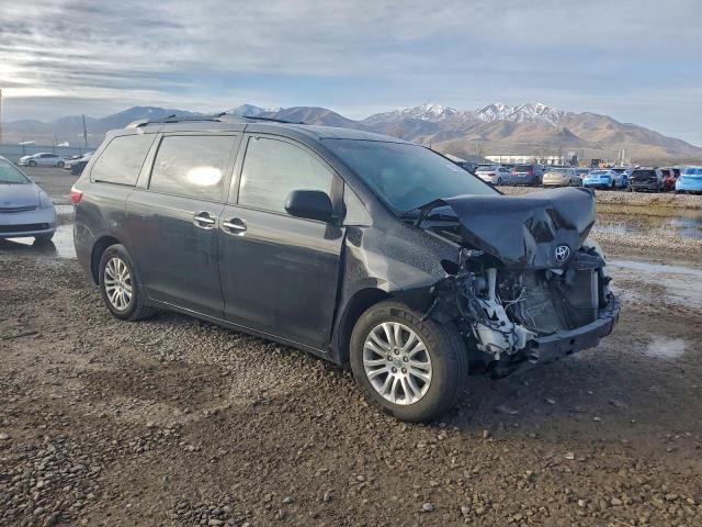 Toyota Sienna Xle Image 5