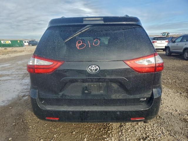 Toyota Sienna Xle Image 7