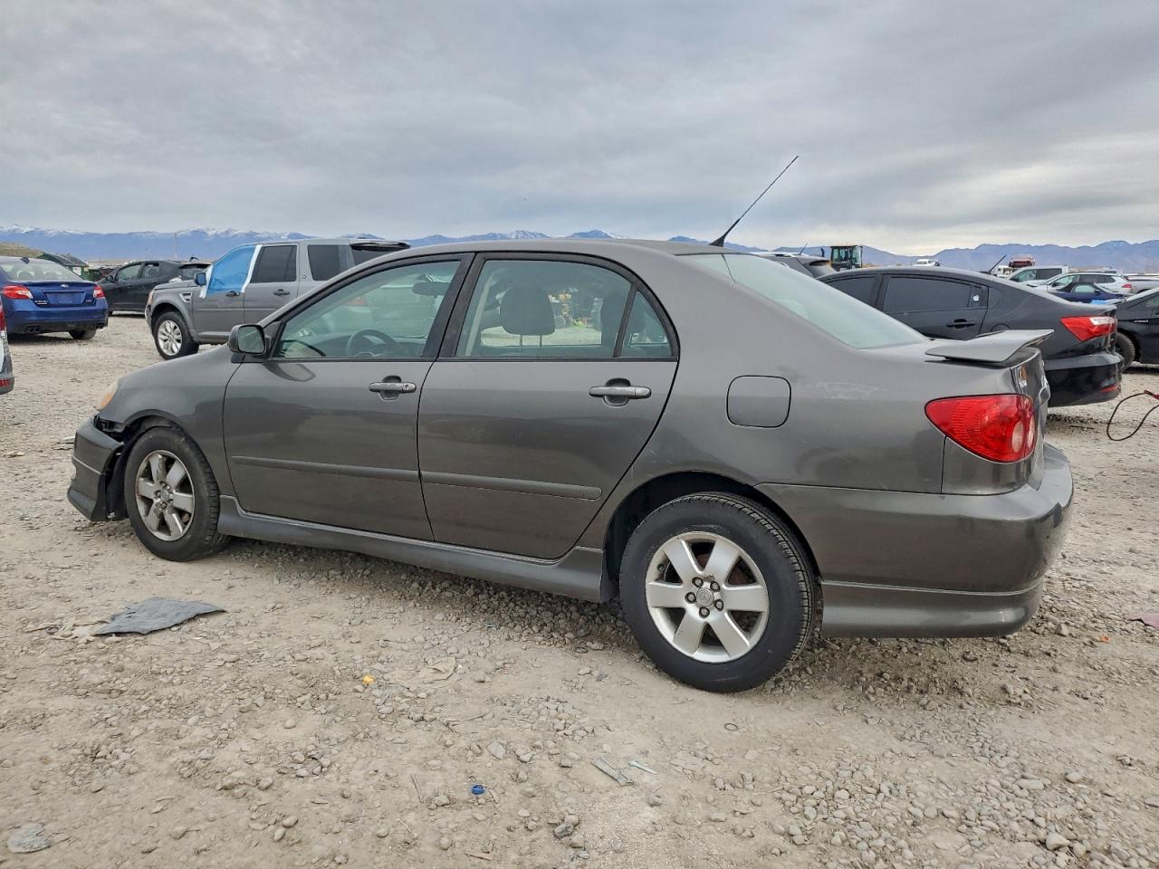 Toyota Corolla Ce Image 2