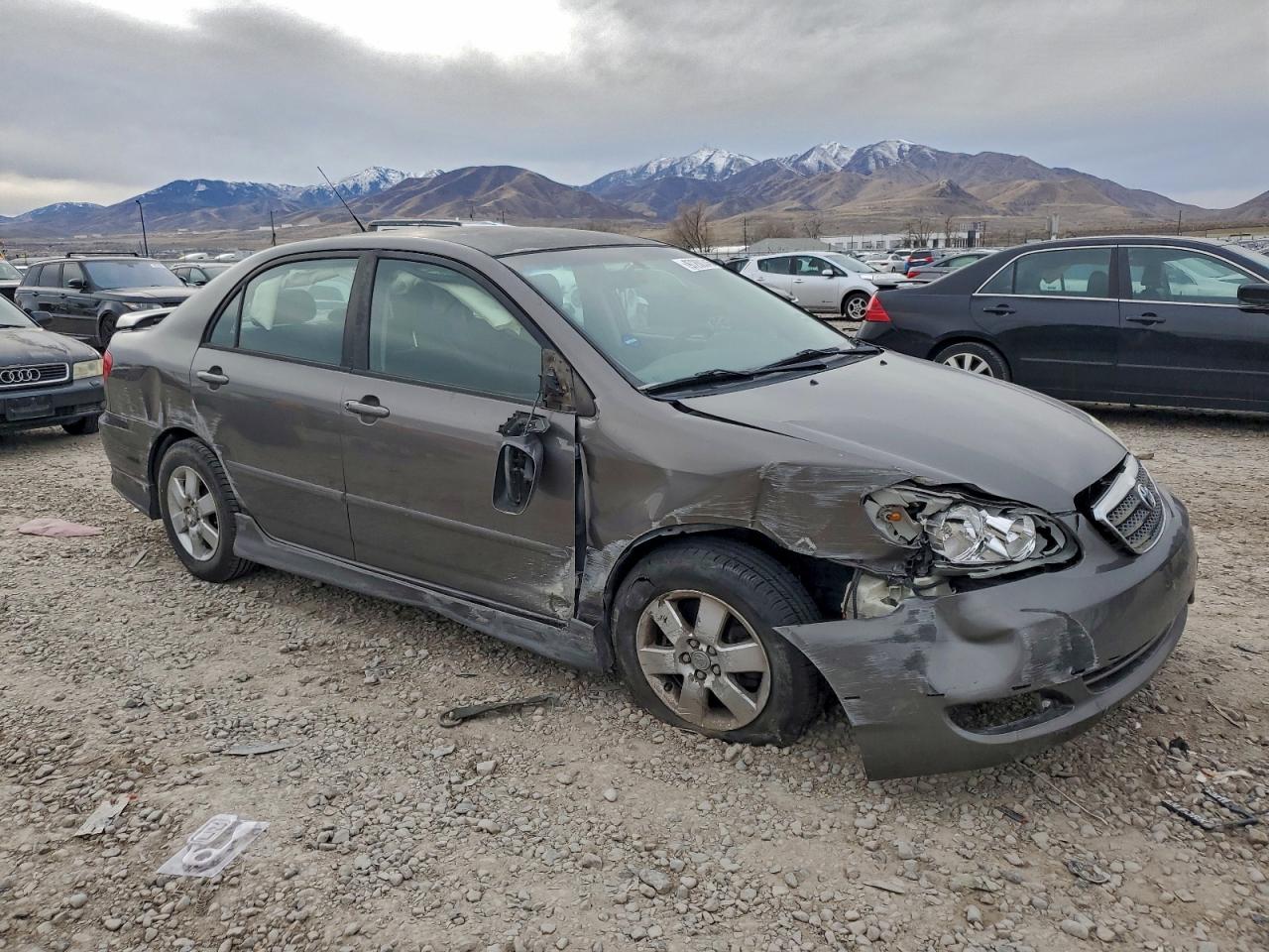 Toyota Corolla Ce Image 4