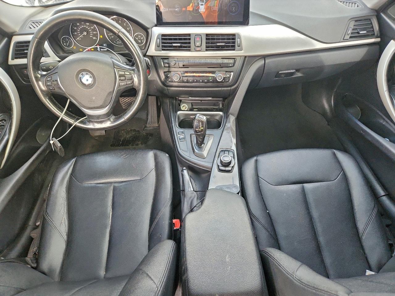 BMW 3 Series I Xdrive Image 12