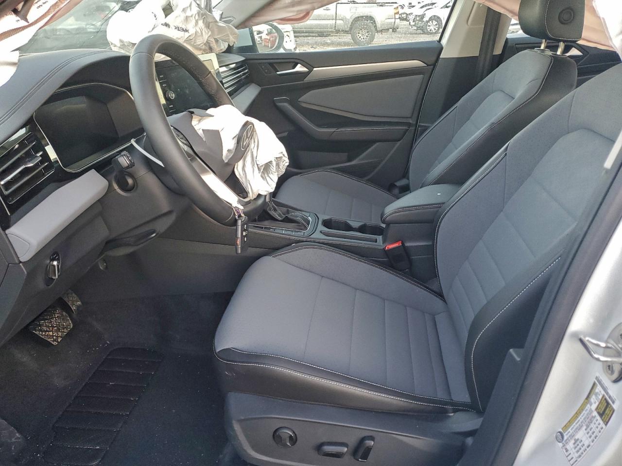 Volkswagen Jetta Se Image 3