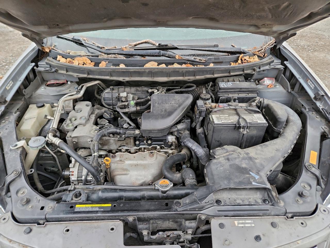 Nissan Rogue S Image 8