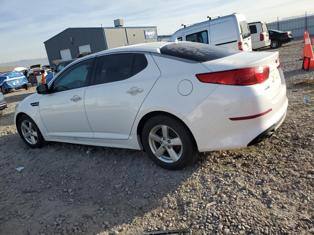 Kia Optima Lx Image 2