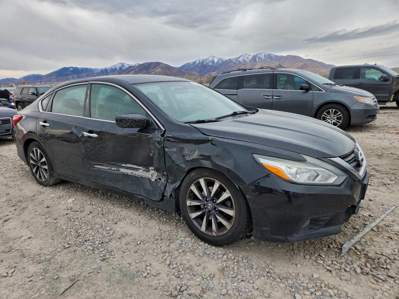 Nissan Altima 2.5 Image 3