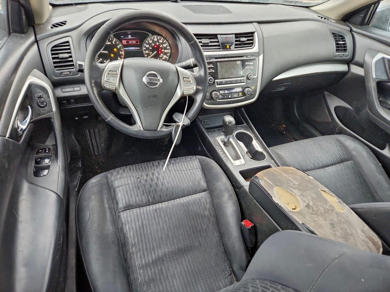 Nissan Altima 2.5 Image 7